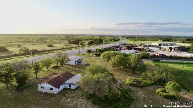 3768 Highway 281 Pleasanton, TX 78064